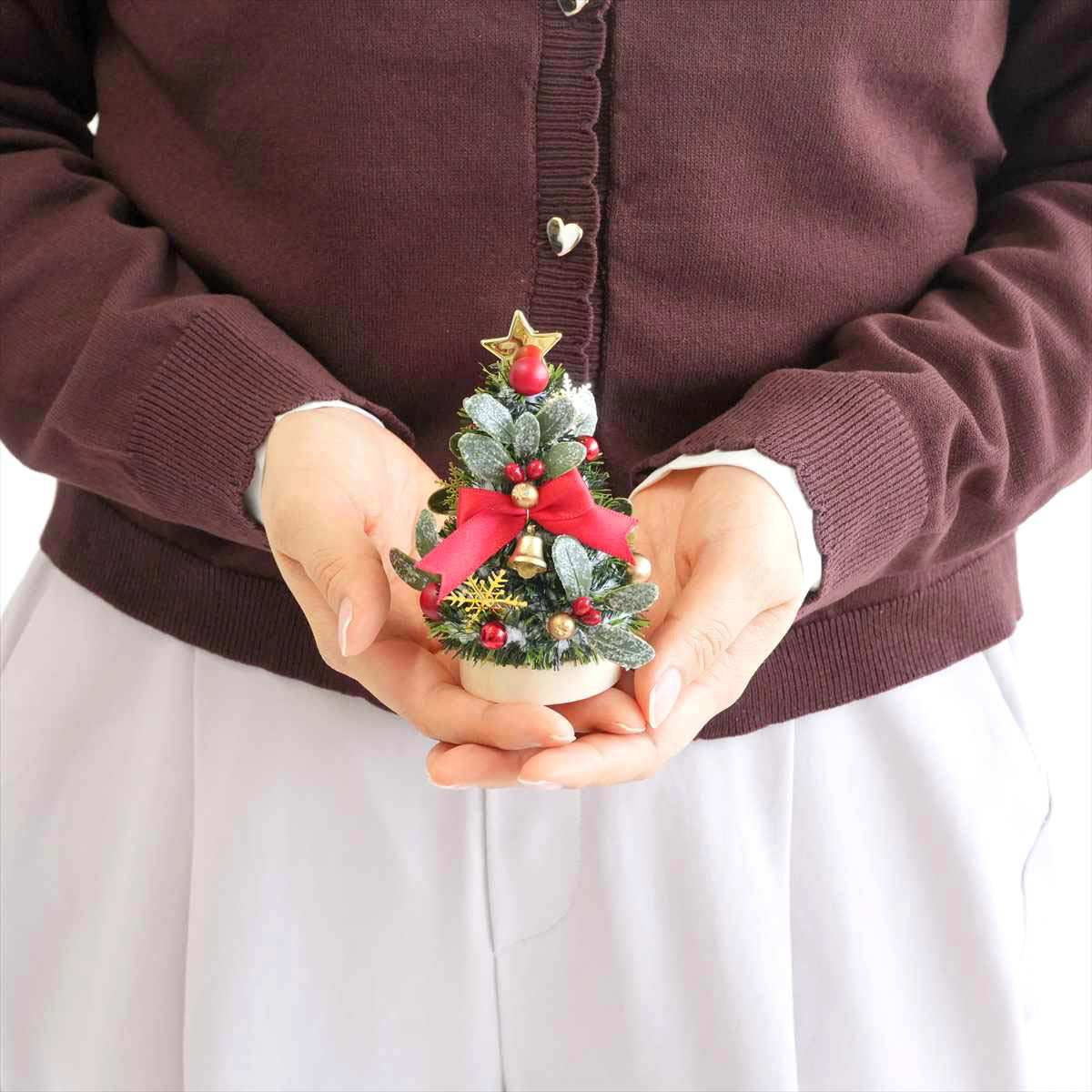 ★58-42-1-4 卓上ミニクリスマスツリー11cmレッドリボン