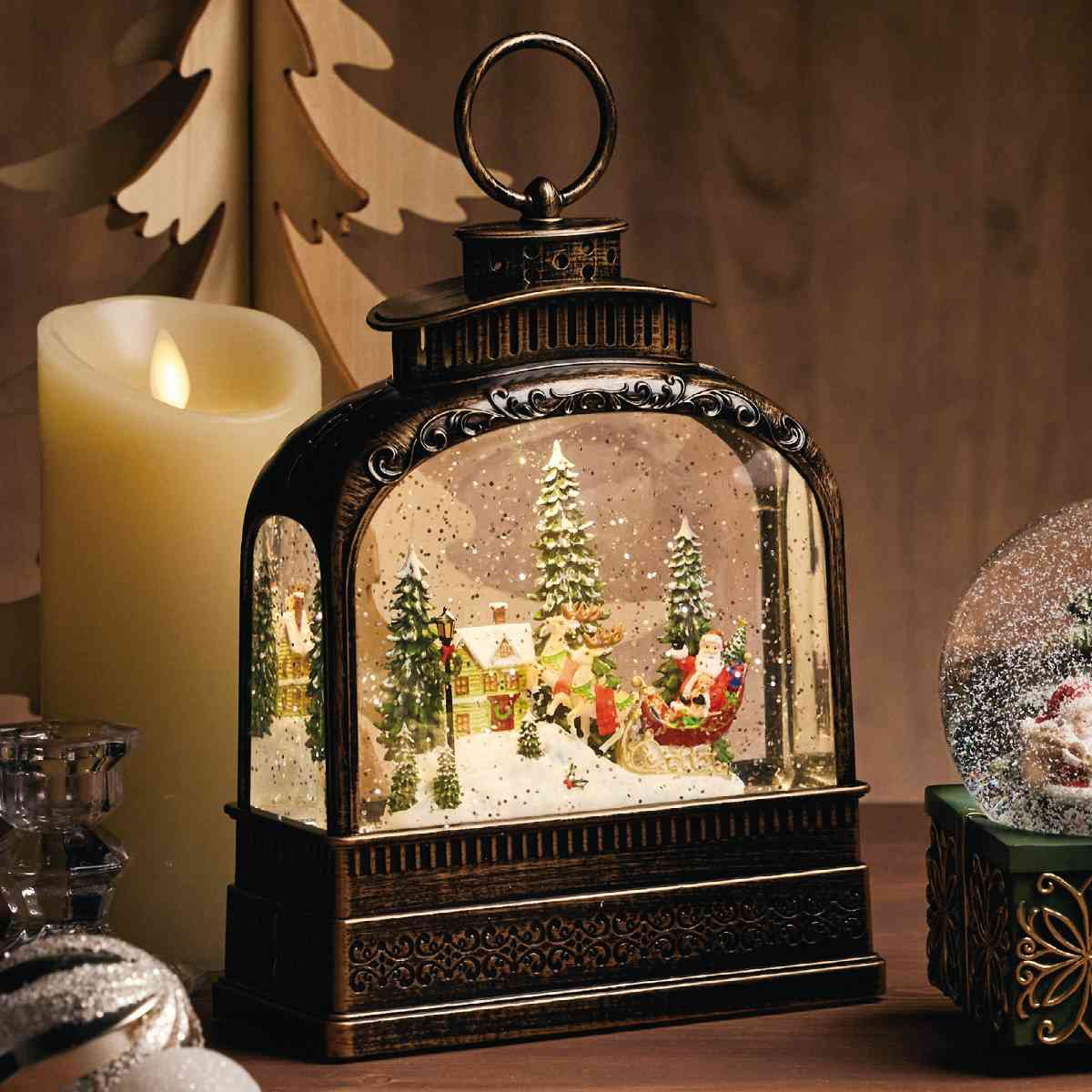 ★58-94-1-1 LEDスノーイングライト クリスマスシーン