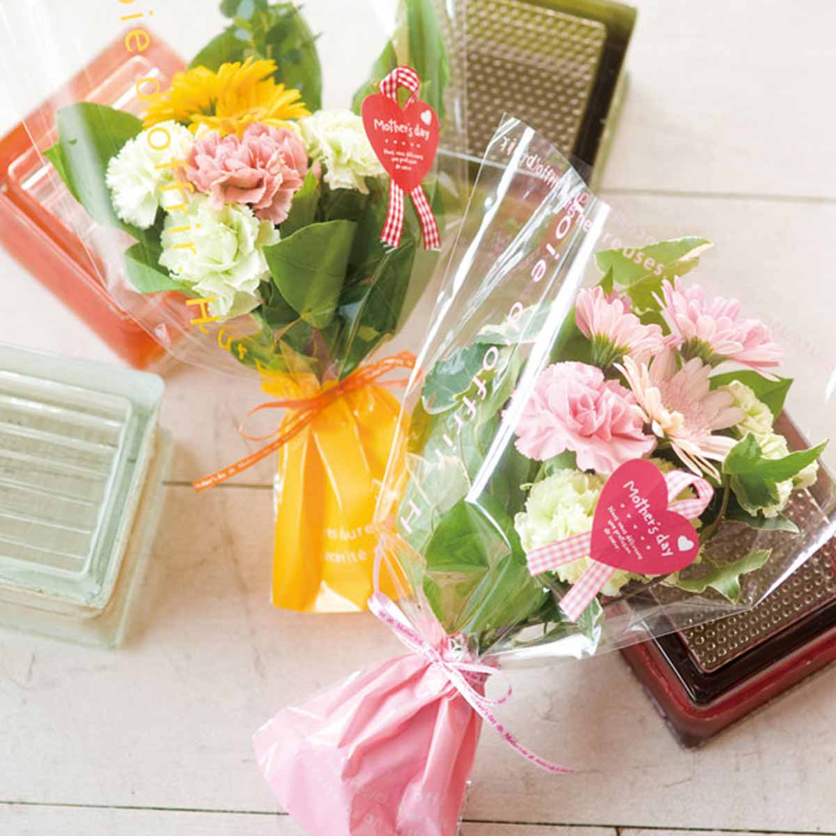 ★53-52-1-3 30枚 母の日リボン付きシール(チェックピンク)