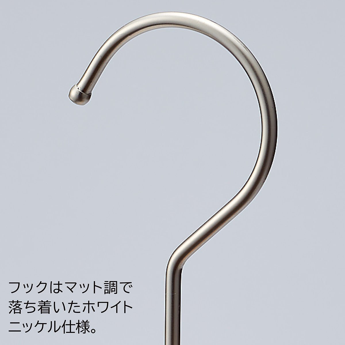 ★61-810-58-2 木製ハンガー(ブナ材)湾曲型 ブラウンW42cm